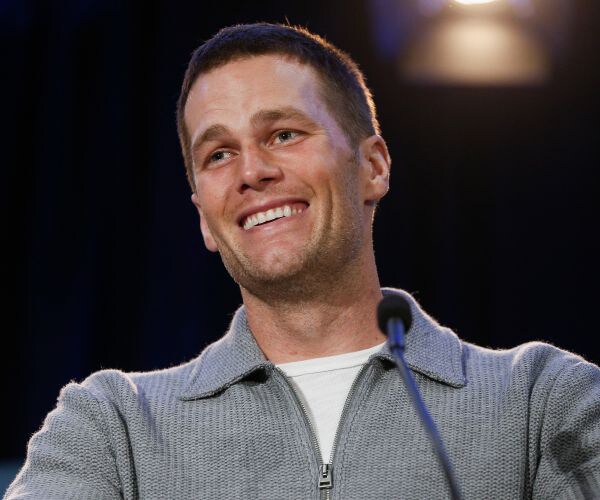 Tom Brady Photo in Tweets Off Limits to Publishers, Judge Rules