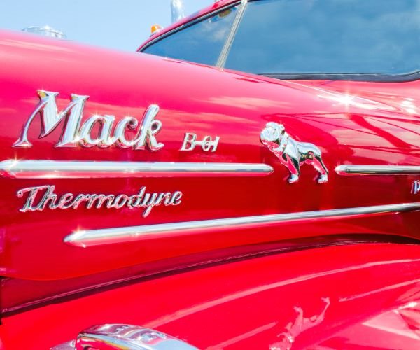 Business Equipment Borrowings Rise 9%