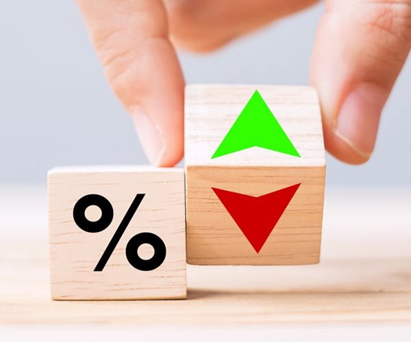 JPMorgan Forecasts 2027 Quarter-Point Fed Hike