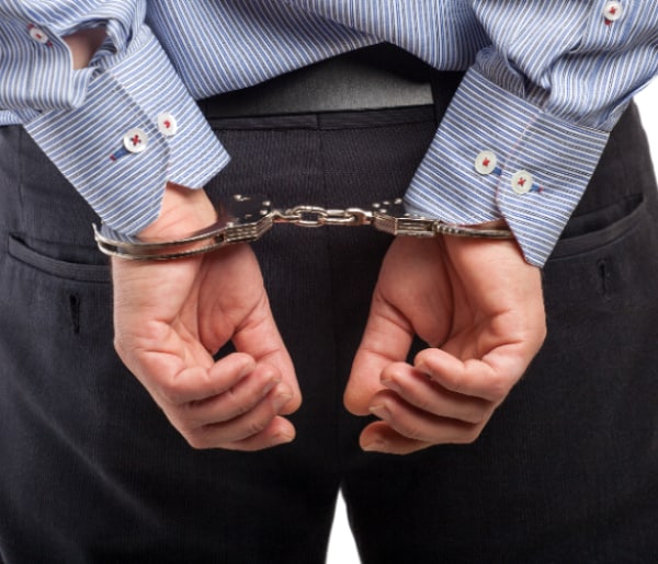 US Charges 4 Americans, 3 Russians in Election Discord Case