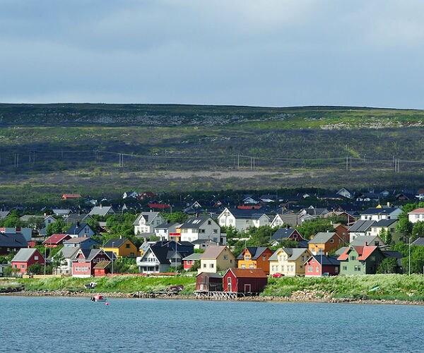 Siren Blares in Norwegian Town, Sparks Fears of Russian Invasion