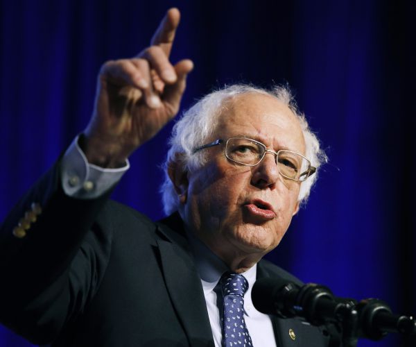 Bernie Sanders Will Release Tax Returns April 15