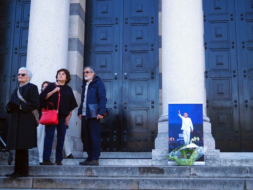 Angel Parra, Chilean Diaspora Singer, Is Buried in Paris