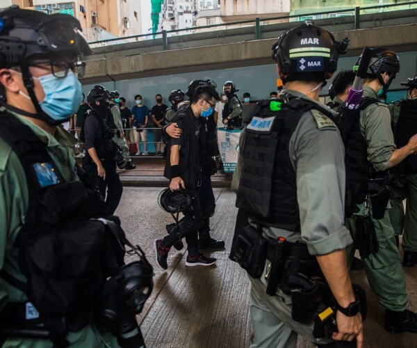 Trump Targets Fulbright Scholarships, Police Training in Hong Kong Sanctions Bill