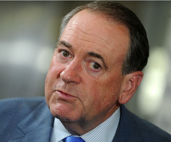 Huckabee: Clinton 'Whitewater' Story 'Should Be Told'