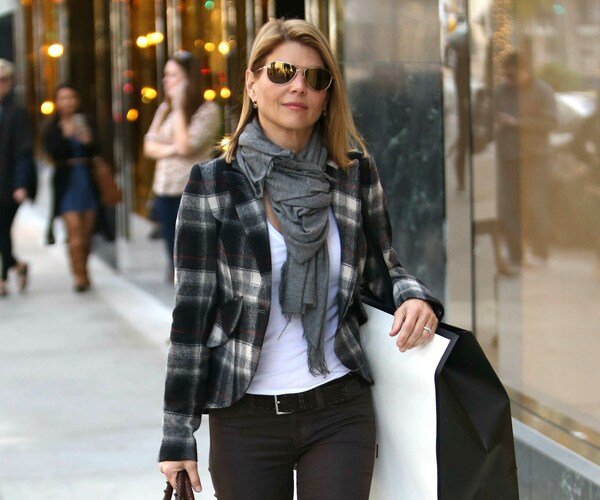 actress lori loughlin