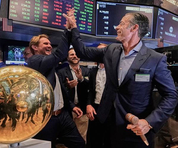 World Shares Head for 7th Month of Gains