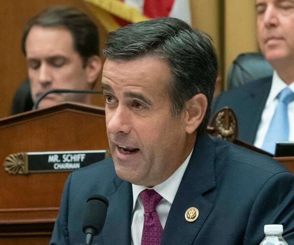 Trump Sticks with Choice for Spy Chief Despite Apparent Biographical Embellishments