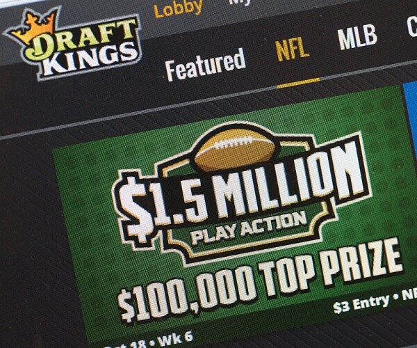 fantasy sports website draftkings is shown 