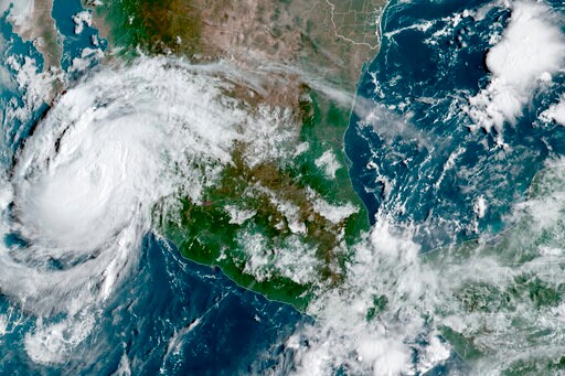 Hurricane Olaf Hits Mexico's Los Cabos Resorts at Category 2