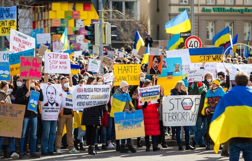 In a Major Shift, Germany Will Send Weapons to Ukraine