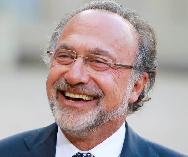 French Aviation Billionaire, Pilot Die in Helicopter Crash