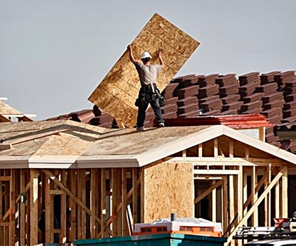 Sales of New Homes Ease as Prices Dip to Lowest Since 2017