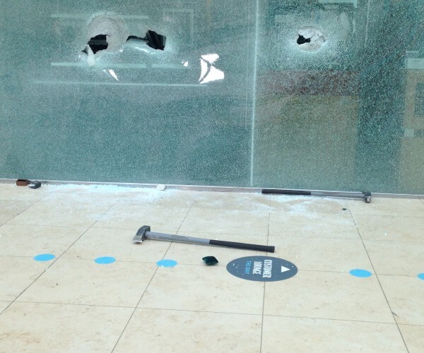 smash and grab shoplift and or robbery aftermath