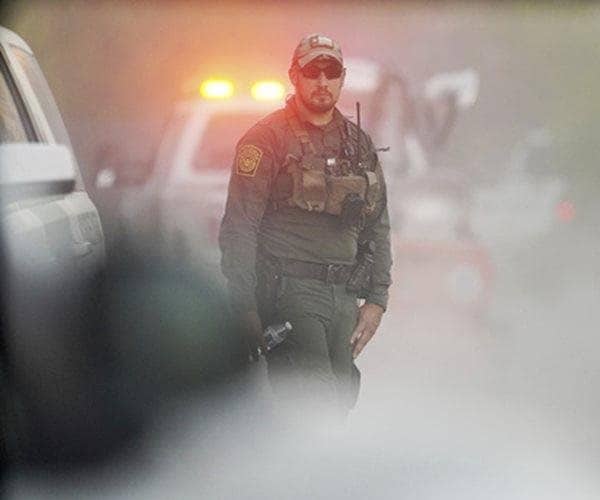 Helicopter Carrying National Guardsmen, Border Patrol Agent Crashes in Texas, Killing 3