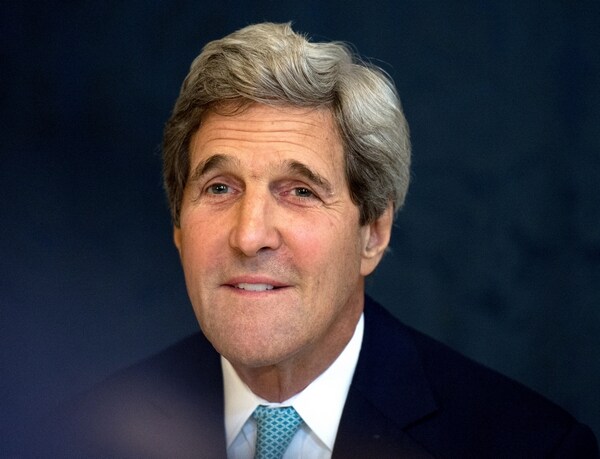 Kerry's Layover in Boston to See Grandchild Riles Reporters
