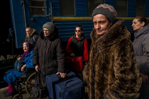 Ukrainian Refugees Speak of Bombs, Half-empty Cities, Hunger