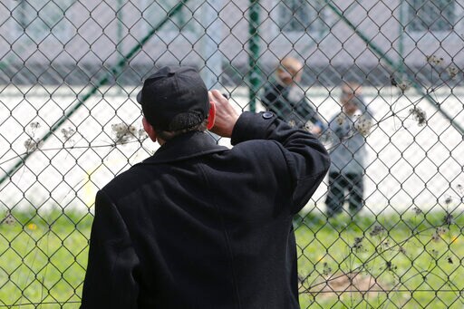 Kosovar Returnees from Syria Eager to Leave Shelter, Go Home