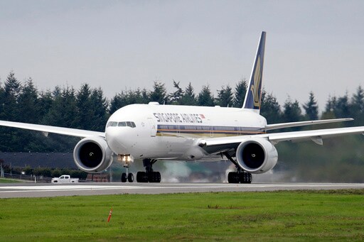 1 Dead, Others Injured after London-Singapore Flight Hit Severe Turbulence, Singapore Airlines Says