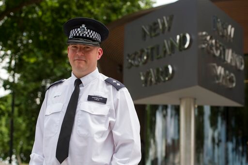 Police First Responder Describes London Bridge Attack Mayhem