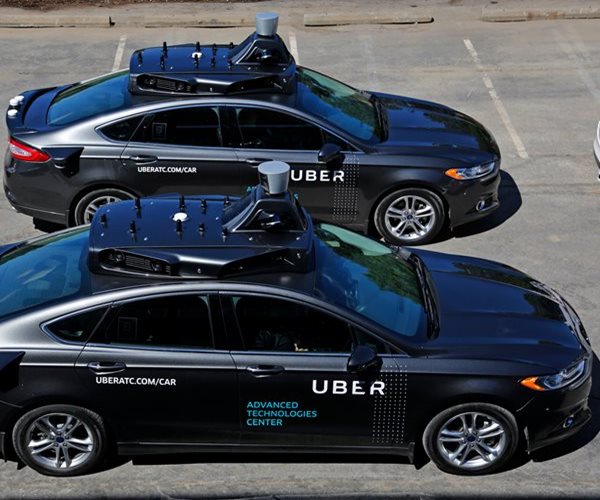 Uber in Talks With Banks to Fund Robotaxi Expansion
