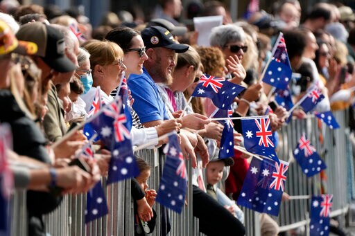 Australia Commemorates war Dead with Few COVID Restrictions