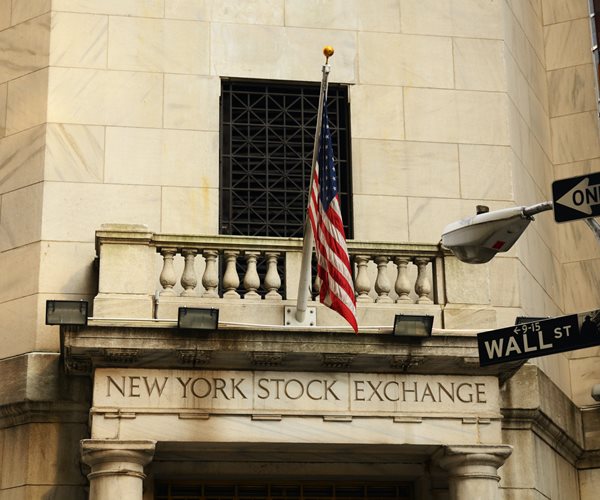 Dow Breaks 5-Day Losing Streak