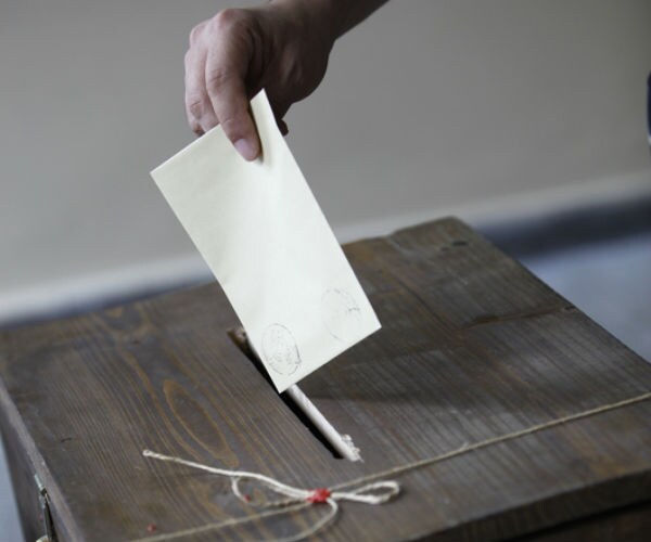 25 Constitutional Amendments May Be Put to Fla. Voters