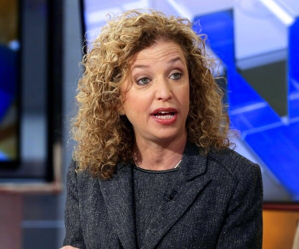 Sanders Supporters Seek to Toss Out Wasserman Schultz in Fla.