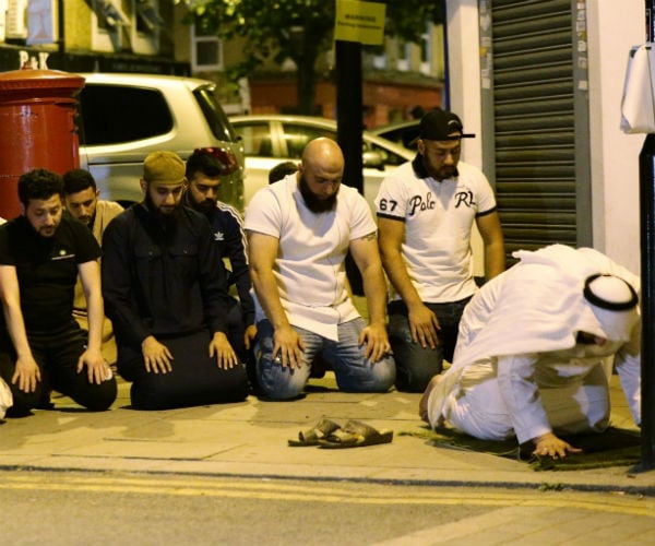 UK Opposition Leader Says 'Totally Shocked' by London Mosque Incident