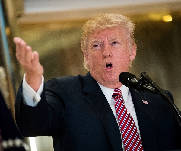 Trump Takes Media Bait, Mires Himself in Controversy