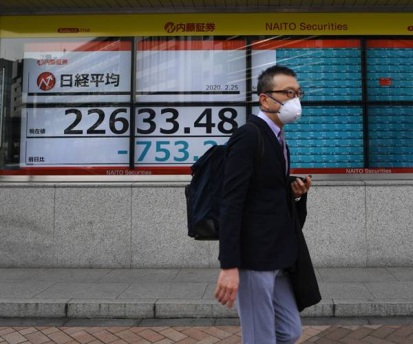 IOC Member Casts Doubt on Postponing, Moving Tokyo Olympics