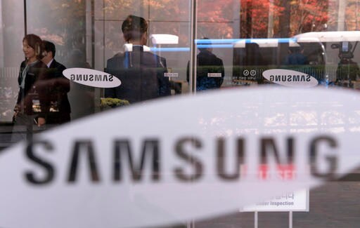 Samsung, Pension Fund Raided as South Korean Probe Widens