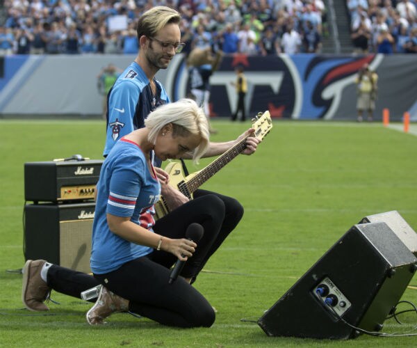 Many in Country Music Mum Over Gun Issues After Vegas Deaths