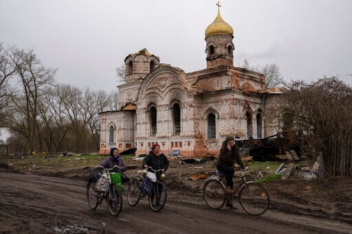 'A Great Pity': Ukrainian Village Faces a Churchless Easter