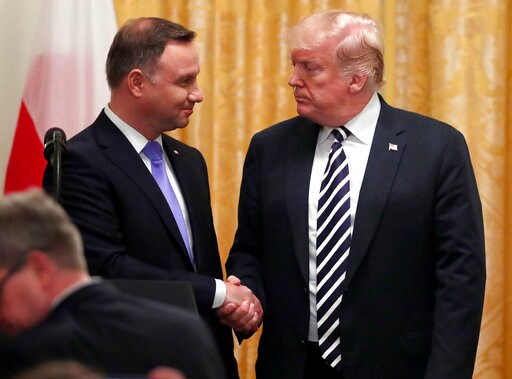Polish Leader Resists View That he Was Disrespected by Trump