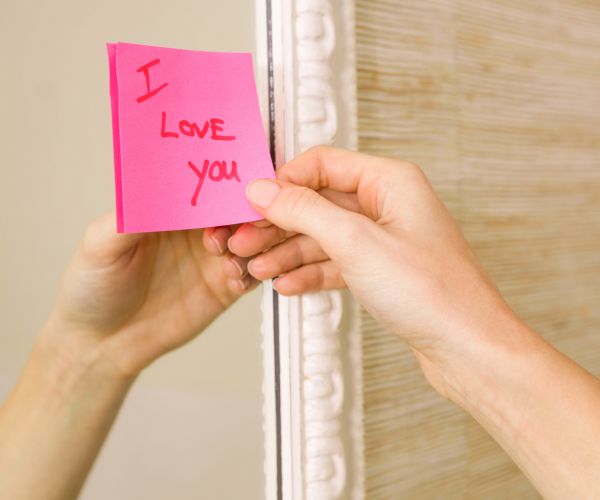 Research Suggests Narcissists Make Compatible Couples