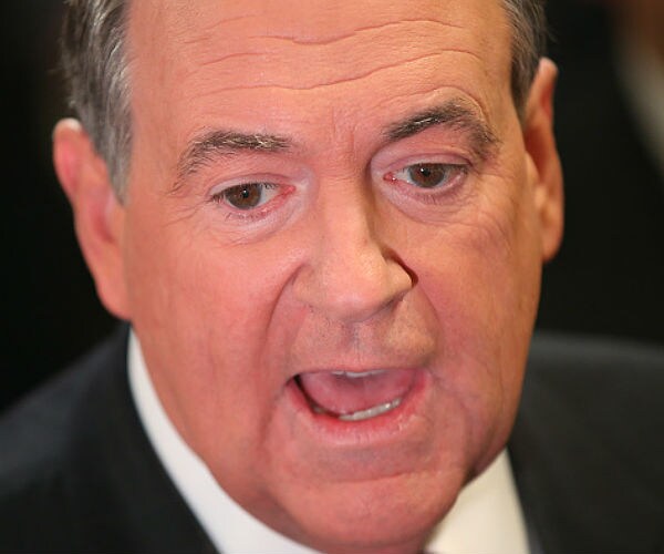 Huckabee: It's 'Shameful' Kasich Won't Be Attending Convention 