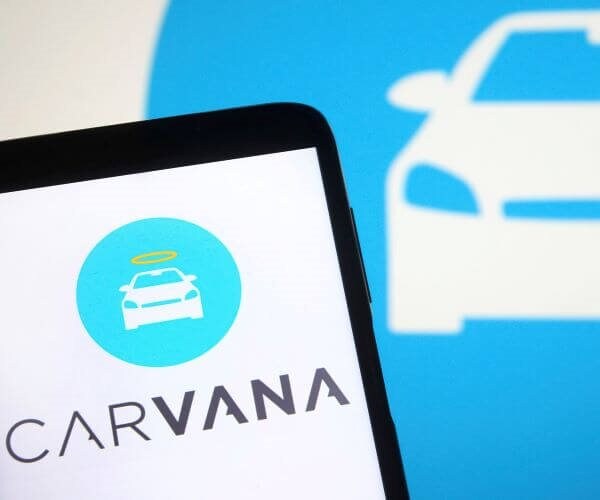Carvana Slumps on Bankruptcy Warning