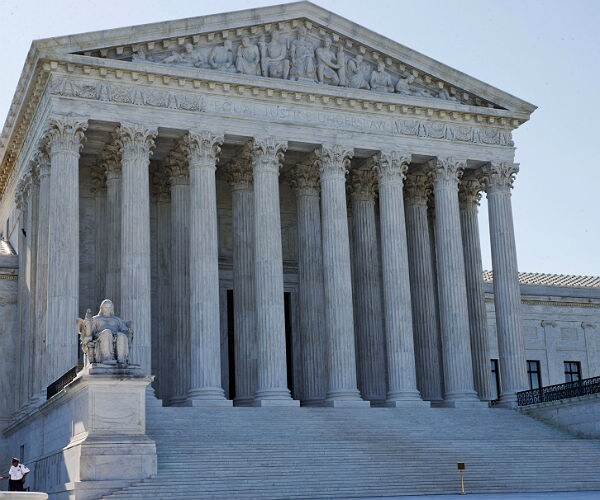 Deadlocked Supreme Court Hands Win to Labor Unions