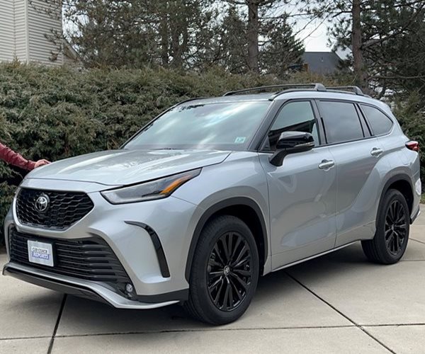 Lauren Fix, The Car Coach: The 2023 Toyota Highlander Might Beat the KIA Telluride