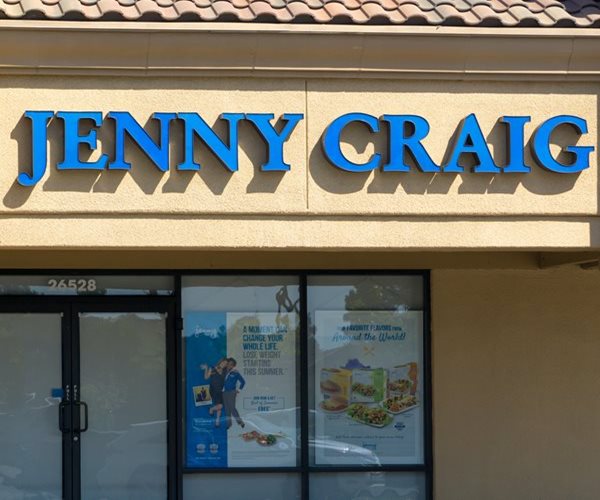 Jenny Craig to Return Online This Fall