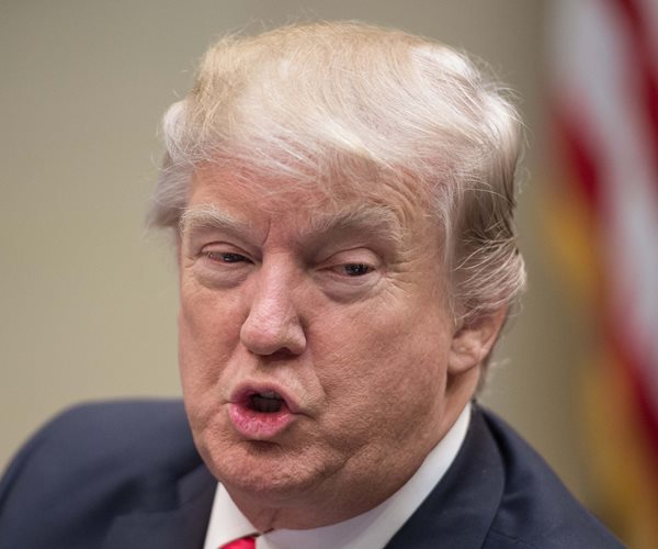 Trump to Keep Obama LGBT Workplace Protections 