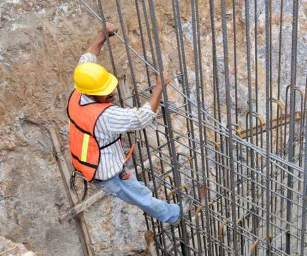 9 Percent Less Hours Worked by Americans Since 1960