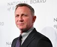 Daniel Craig Admits Struggling With 'James Bond' Fame