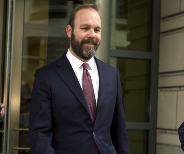 Rick Gates Seeks No Jail for Conspiracy, Lying