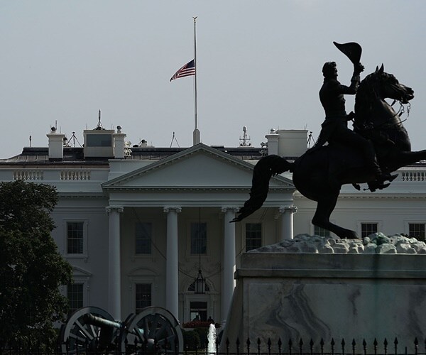 John Kasich: 'Shameful' White House Lowered Flag