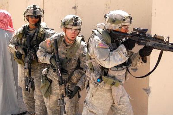 'Live Fire' Gives Inside Look at US Military's Combat Training