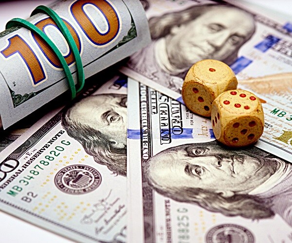 BofA: Betting Against the Dollar Is More Popular Than Ever