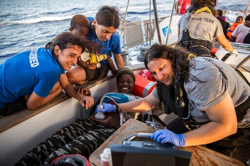 The Latest: Austria Police Find 11 Iranians on Freight Train